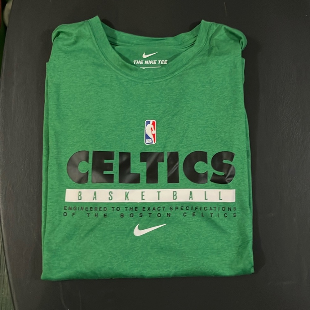 Boston Celtics tee